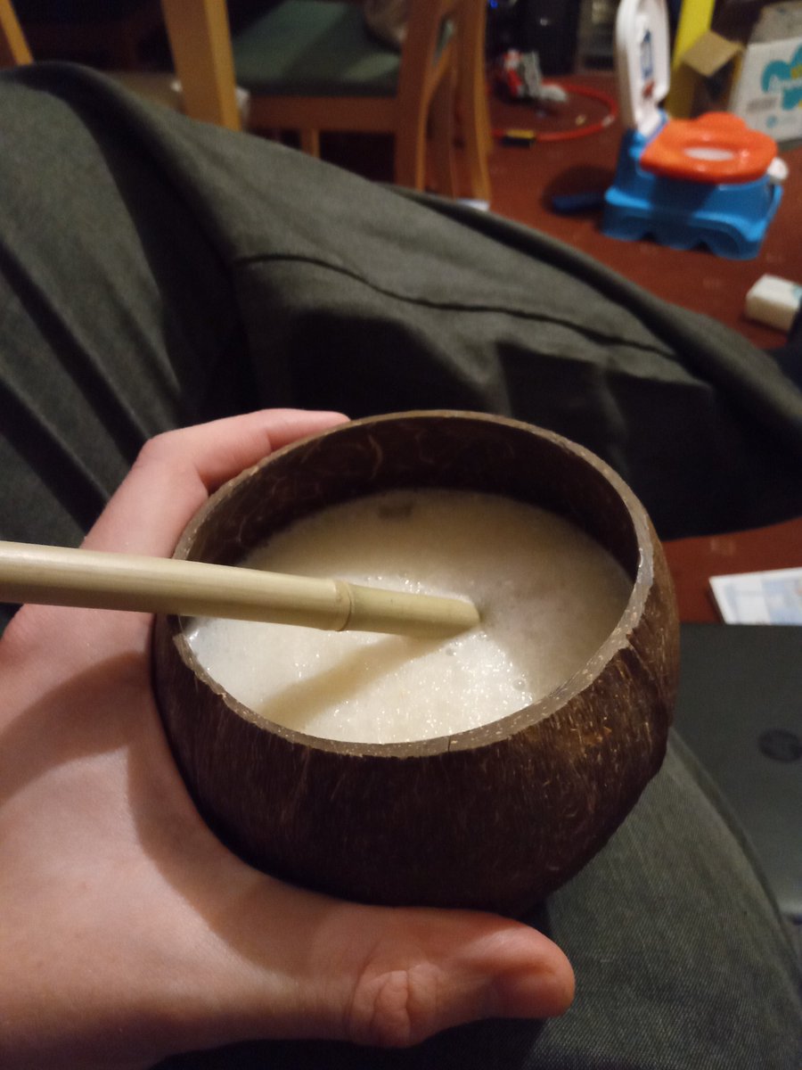 d20_highroller's tweet photo. New blender works well
#PinaColada
#CraftCheck https://t.co/Lv1CpXhOjq