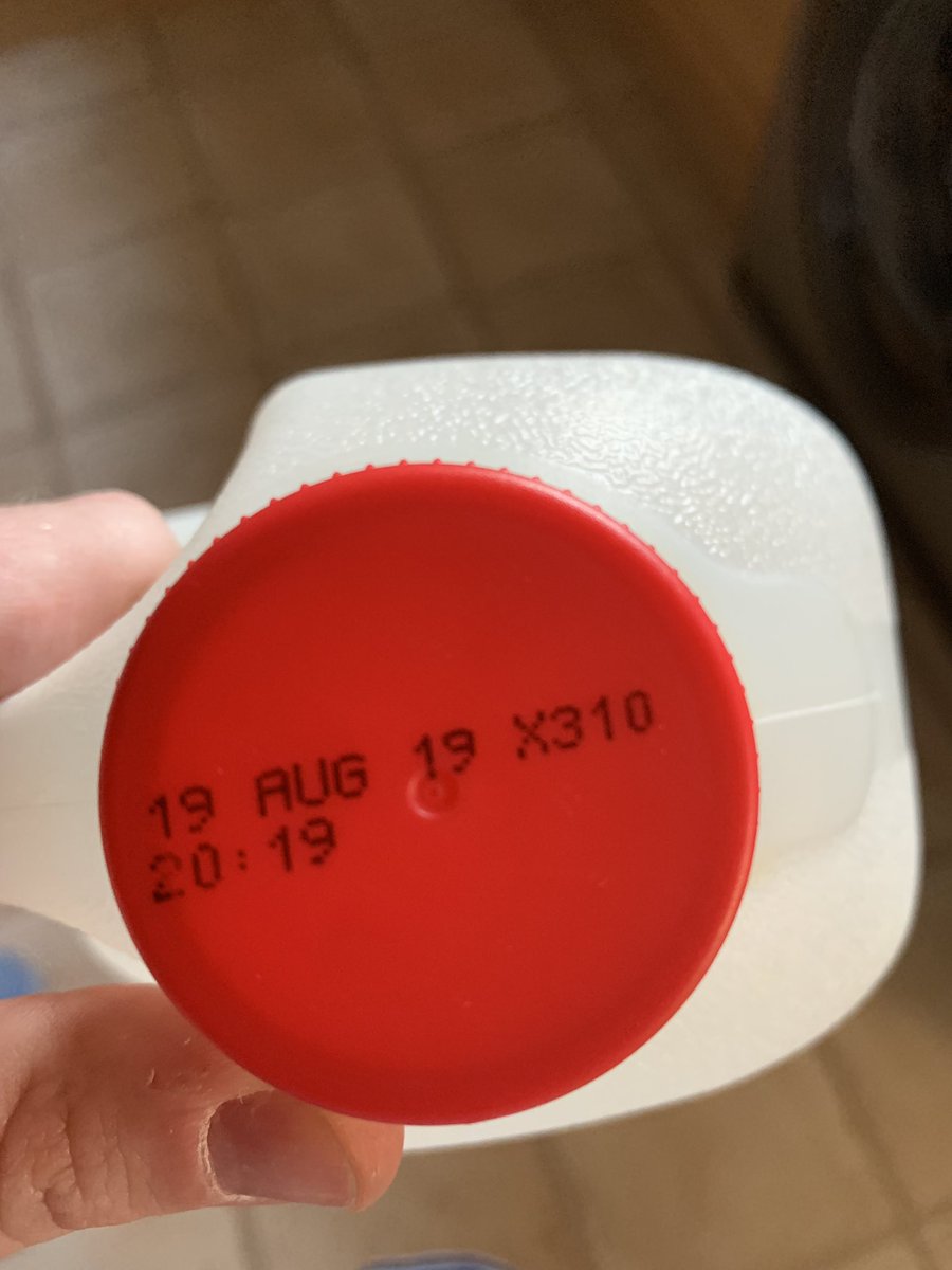 gemmaxritchie's tweet photo. Bought this juice last Sunday (15th September) fantastic work @asda @AsdaServiceTeam https://t.co/khOZ2l646w