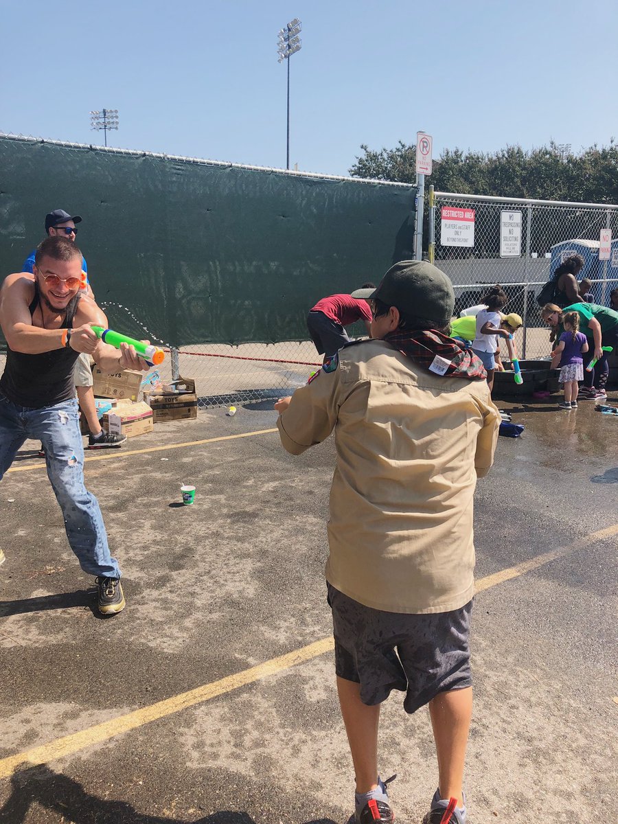 justinhisprime's tweet photo. #RVASplashFest #WaterGunChallenge 💦🌊 https://t.co/sj0CyCWEyi