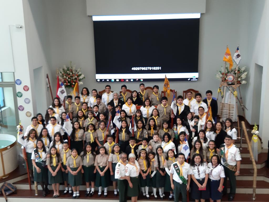 Feliz día del Conquistador!!! La mejor aventura es vivir la lado de Jesús!!!