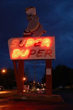 NifMuhammad's tweet image. was in my old neighborhood out east last week and was sad to once again notice that the Super Duper Elephant is gone. The store itself closed in 2010, but the elephant remained atop the sign for years after. It was such a symbol for the neighborhood of my youth.