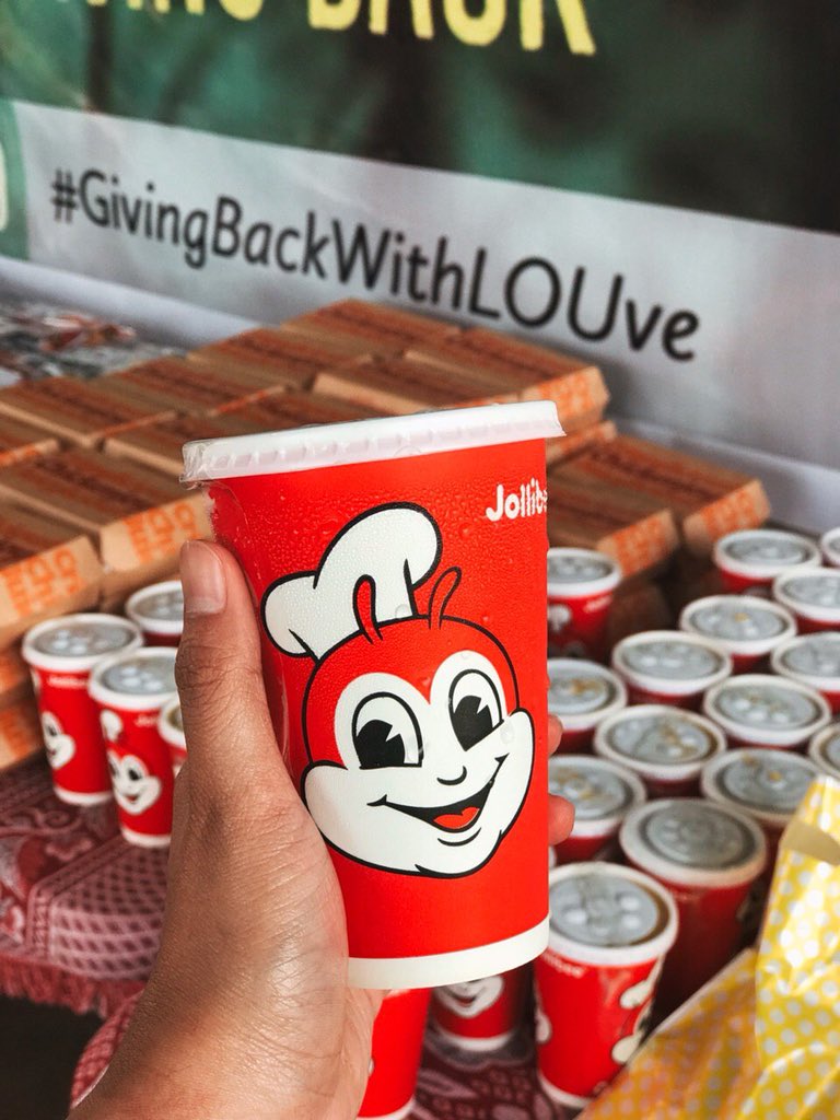 LOUnaticsOFC's tweet photo. Because of your help and because of your generosity, we made 32 kids happy. ✨
— Here’s some of the gifts we prepared for them. 💚 Again, thank you so much everyone!
#GivingBackWithLOUve | @louyanong https://t.co/fWgAM6RNRz