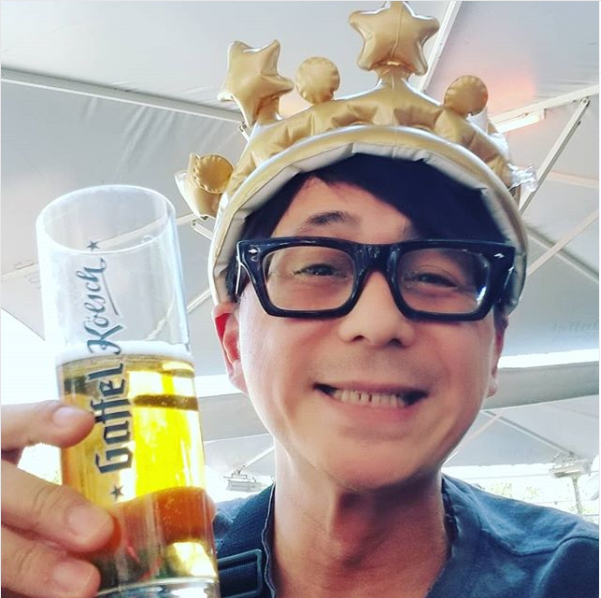 Swery65's tweet photo. SWERY the drinKING

Came to the throne drinking, ruled the kingdom drinking, died loved by his subject drinking.  
https://t.co/pWFp9T0Yr7

#myreign ＃DrinKING https://t.co/ScCrA1r07X