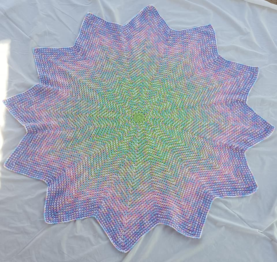 ow.ly/qwOj50wjPXD - Beautiful handmade crochet 'Kaleidoscope Star' blanket, made with Scheepjes Whirl.  #scheepjes #GreenTeaRipple #onsale #afterpay #crochetblanket #handmade #starblanket #handmadeaustralia #kcloves  #kc-loves