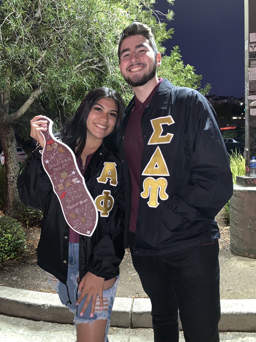 SIGMADELTAUPSI2's tweet image. We are excited to formally introduce our 2019 SDU Sweetheart 💛 Nathalie Ramirez. We thank you for being a supportive and loyal sister to our organization! #ΣΔΥ #WeLoveOurSweetheart