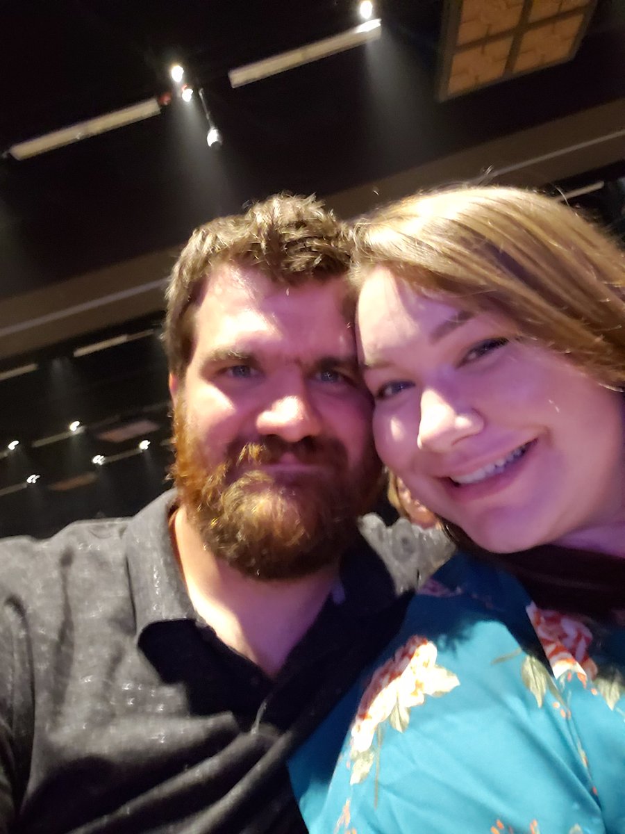 Waiting on the show.  #Fluffy #winstarlive #BeyondtheFluffyWorldTour!!!