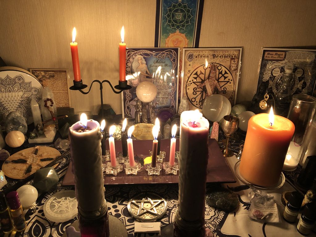 LuLaRoeEmilee's tweet photo. Happy Mabon! Prayers of blessing to everyone!
Triple Goddess Apothecary & Reiki
https://t.co/Dvo3rPhftK
https://t.co/OTQ6Sojcii
#inspiration
#healing
#triplegoddessapothecaryandreiki
#selflove
#crystals
#reiki #mabon #wicca #perfectlove #perfecttrust #pagan #witch https://t.co/n7xJC71xgT
