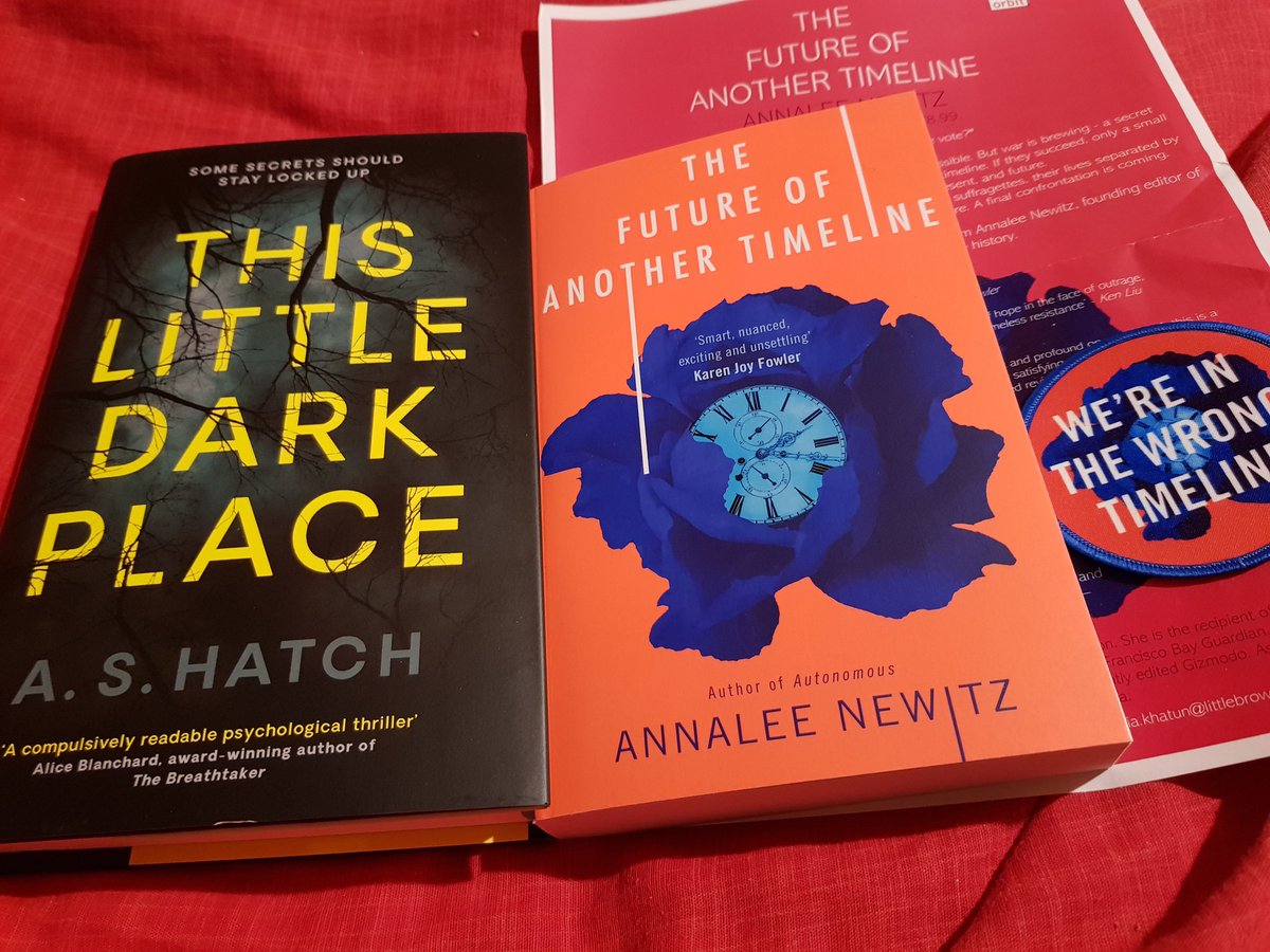Lizzy11268's tweet photo. Looooooong work day but home to some brilliant #bookpost 

Both of these will be on my currently reading pile quick smart. 

#AnotherTimeline 
#ThisLittleDarkPlace https://t.co/uDyjP8qgLT