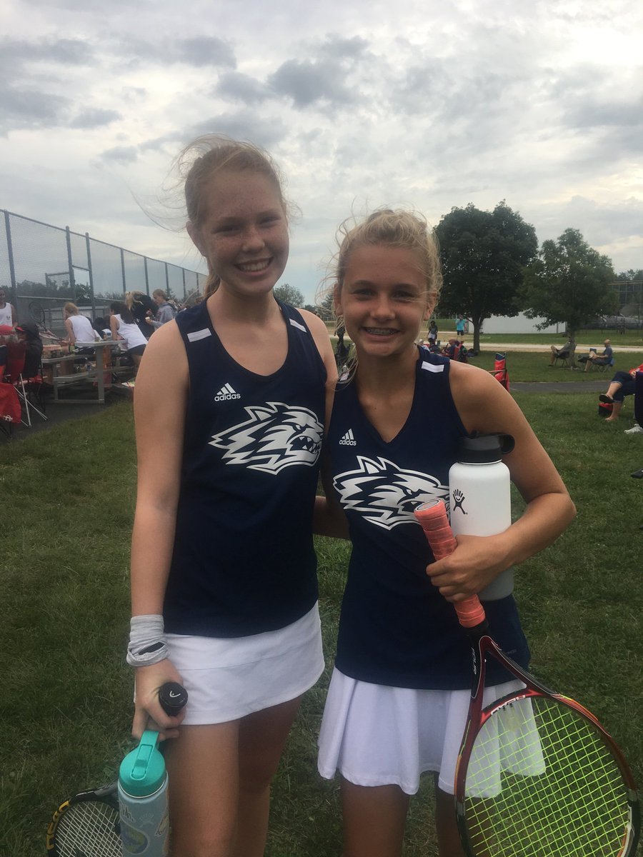 TrishaGrantham5's tweet photo. JV Doubles Tournament at FZW.  Proud of Avery &amp; Bailey for making it to the finals. Just fell short 6-5 but played hard and did great 🎾 Well done 👏🏻 @THSWolvesTennis @averygrantham_ @ag_stl @chelsea_renfro #timberlandwolves #dynamicduo https://t.co/A1ZnGvovr2
