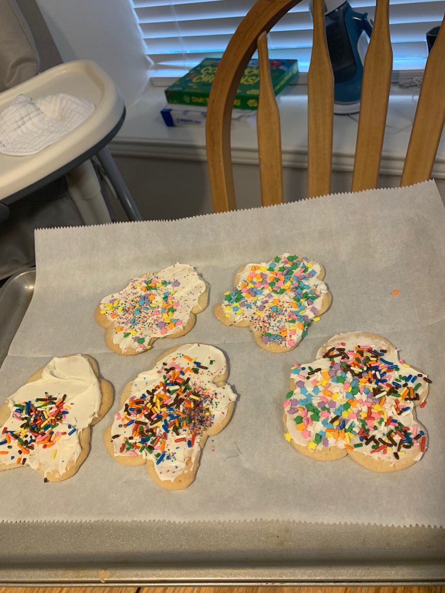 mrsthomaslisd's tweet photo. Happy Sugar Cookie Saturday! https://t.co/FQA4wZ6Qk0