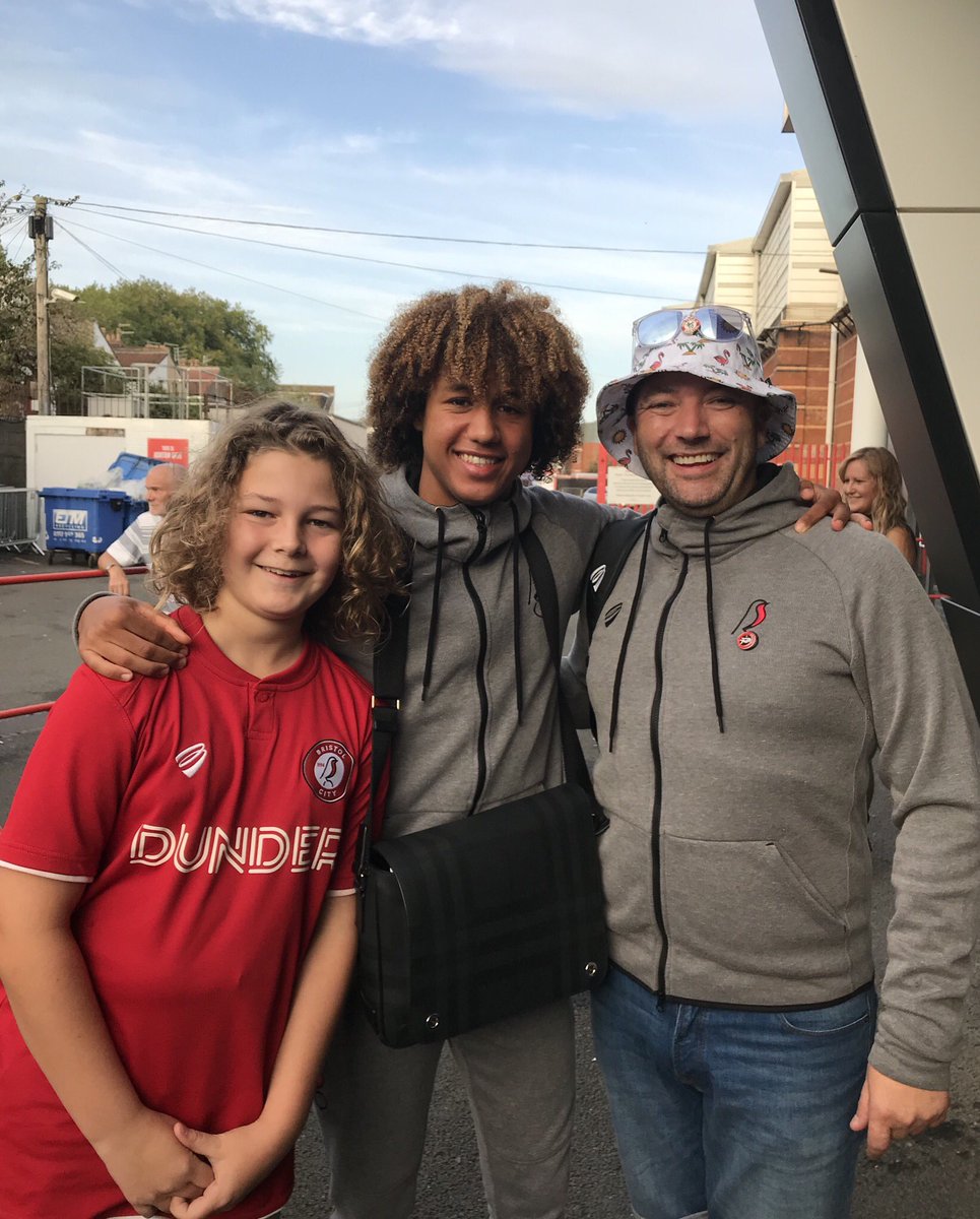 007Sutts's tweet photo. @BristolCity What a baller! Jayden taken tips on the hair from @hn_massengo sister #2hoursaday https://t.co/SyF1hMrmjz