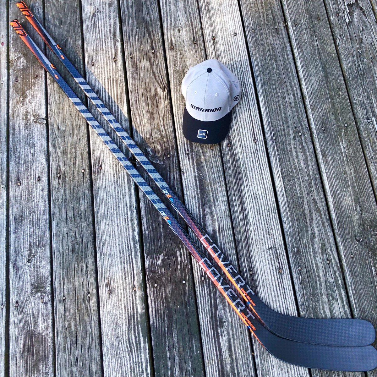 jaychen201's tweet image. Still time to get in on the @WarriorHockey in store event at @HockeyMonkey retail locations. Here’s my haul today. 🙌🏻🏒🐒 #CovertQRESL #WarriorVIP
