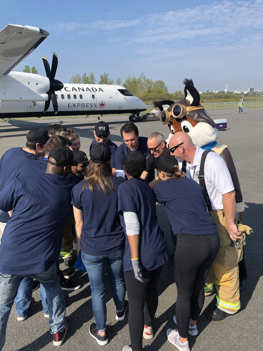 BBishopAirport's tweet photo. 🙌 Go team! Team YTZ completes their pull with a 1:01 time, coming in 3 out of 15 teams. Curious to know more about how you can help the thousands of Canadians living with ALS? Visit @ALSCanada #PullTogethertoEndALS #ALSPlanePull https://t.co/YjZEdHfrwx