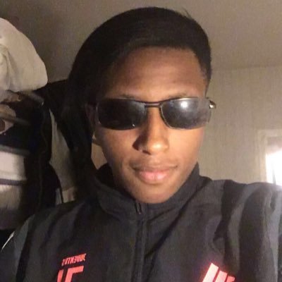 BaldeFavelas's tweet photo. #NouvellePhotoDeProfi coupe de fou https://t.co/YCtPjGScui