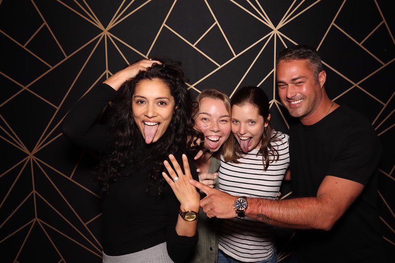 📷 | Miranda Rae Mayo and Taylor Kinney with fans at the  #ChicagoHeroesEvent2 #Stellaride (c) @BethHoller @jstark804
