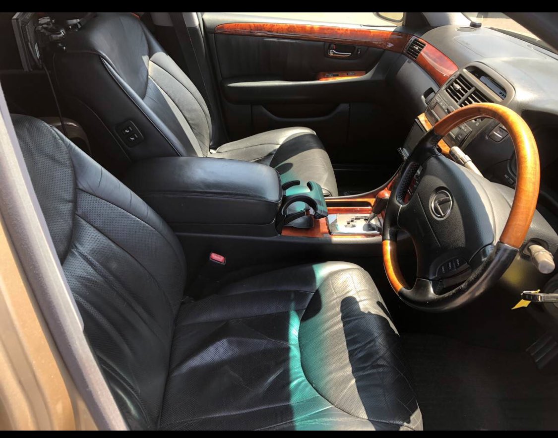 hiro460ls's tweet image. #内装でも惚れさせろ
#ls430
#セルシオ
希少な右ハンドルのLS430