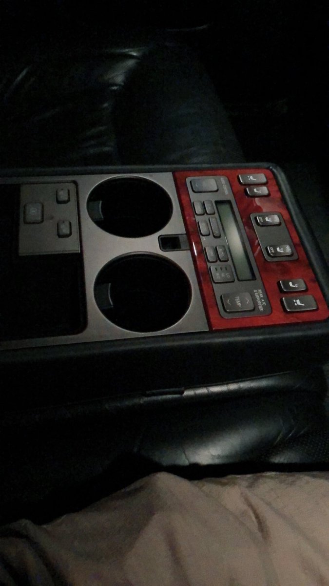 hiro460ls's tweet image. #内装でも惚れさせろ
#ls430
#セルシオ
希少な右ハンドルのLS430