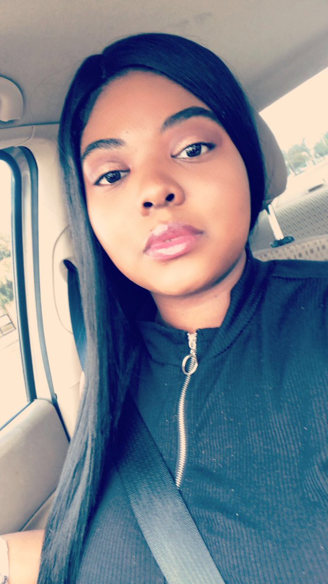 SayChanteChante's tweet photo. #NewWigAlert 🚨 S I M O N E https://t.co/xQts8Gg077