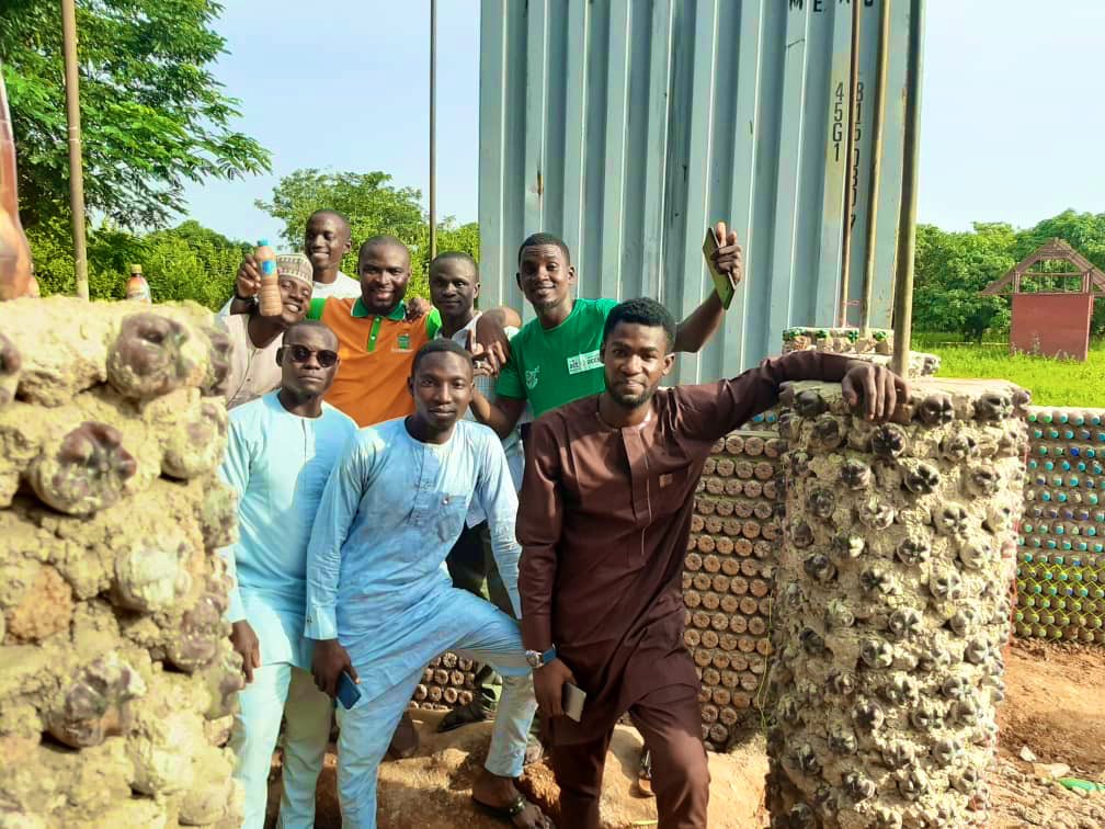 dheenylkhair's tweet photo. #KESS19
The tour to Development Association for Renewable Energies #DARE in Kaduna State.
Participants saw a Plastic bottles can be used for building!
@elrufai @FMEnvng @dheenylkhair @actfoundation @acinigeria @sakeenat_bello @SheyiBecks @kdMoEnvironment @KepaOfficial https://t.co/jAPL7rWfI3