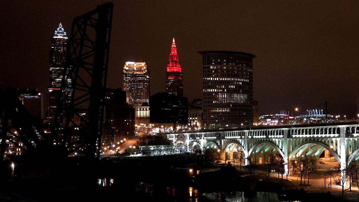 TowerLightsCLE's tweet photo. RED | The K&D Group, proud sponsor of the 2019 #CLEHeartWalk ❤️, in support of the American Heart Association's mission:
To be a relentless force for a world of longer, healthier lives.
https://t.co/lteUk0Kz3q https://t.co/Y9CoiXUkVX