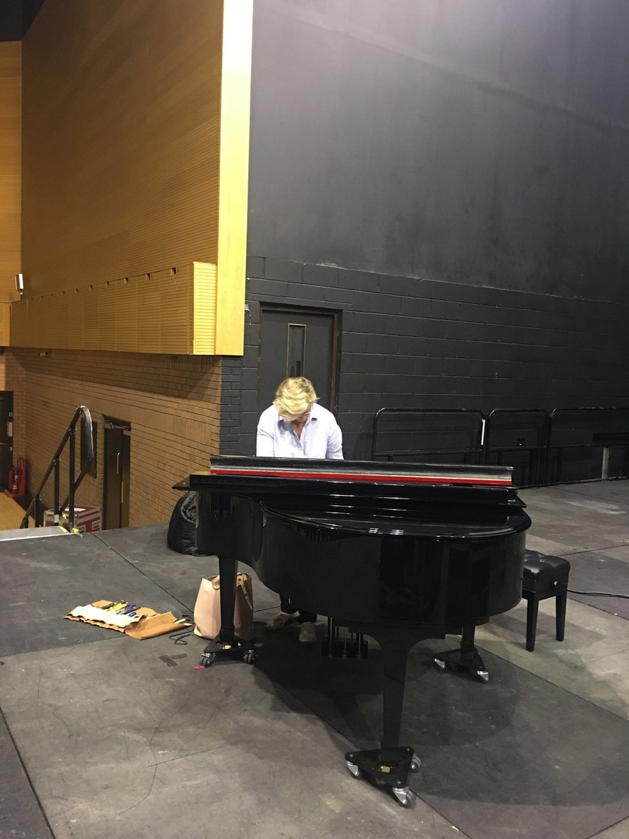 VinePianos's tweet photo. #harrypotterinconcert  Fantastic   Beautiful Magical 😊🌟 https://t.co/l7PgmKLhen