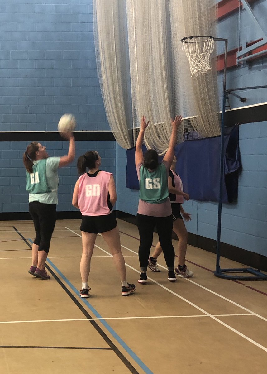 Shanatomsport's tweet image. Cricket season over (for now) so on to the next venture-development of Swansea Valley Social Netball League. Proud to have supported 42 girls getting chance to continue/start playing netball last night. Bringing girls together through sport #funandfriends #goodtimes