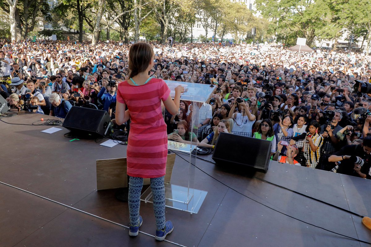 2 photos, 12 months apart. 

2018: One girl, Stockholm
2019: ~4-10 million people, 100s of global cities, every continent. Possibly the largest global protest ever.

Power of one.

From here? Either things change or it will grow.

Unite behind the science. #ClimateStrike 🌱🌏