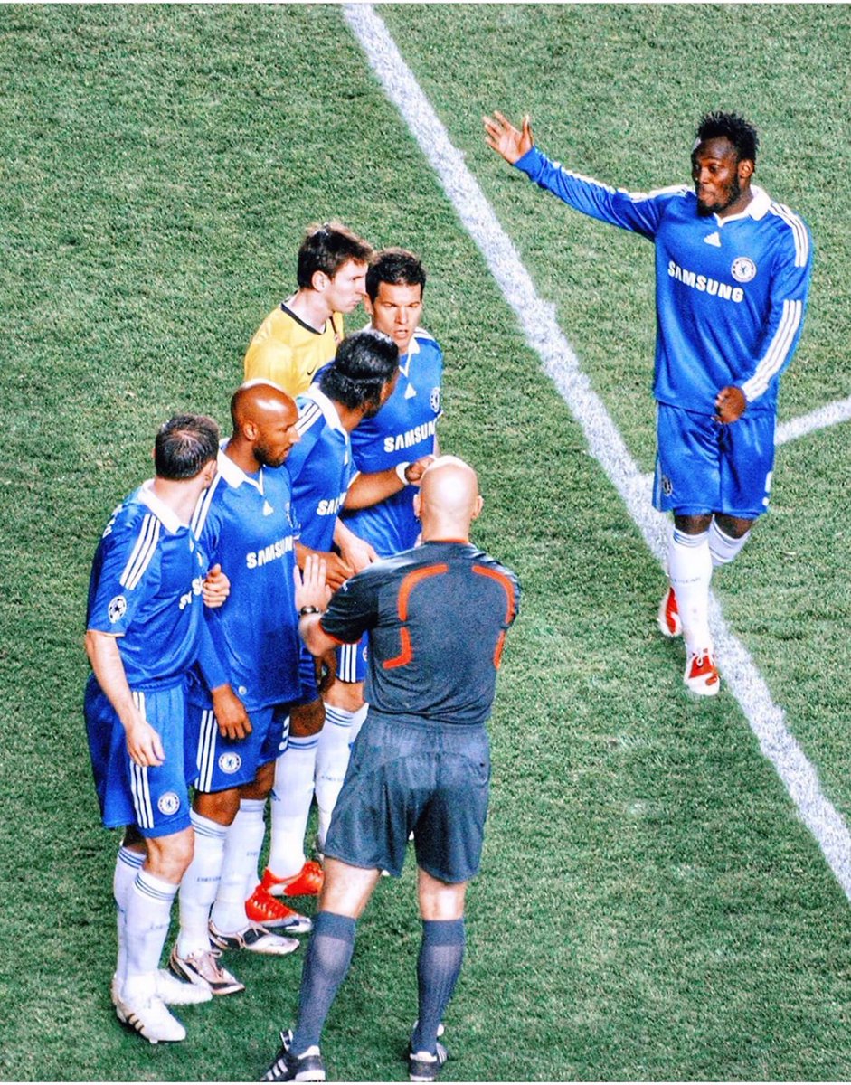 Old Days Footballさんのツイート Chelsea Legends Didier Drogba Michael Essien Frank Lampard Michael Ballack And Nicolas Anelka In The Champions League Semi Final S One Of The Most Controversial Football Matches Of All Time Vs