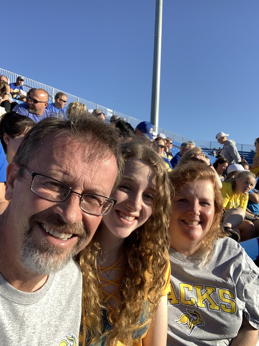 TThompsonPhotog's tweet photo. #gojacks https://t.co/JCCZOZNYwK