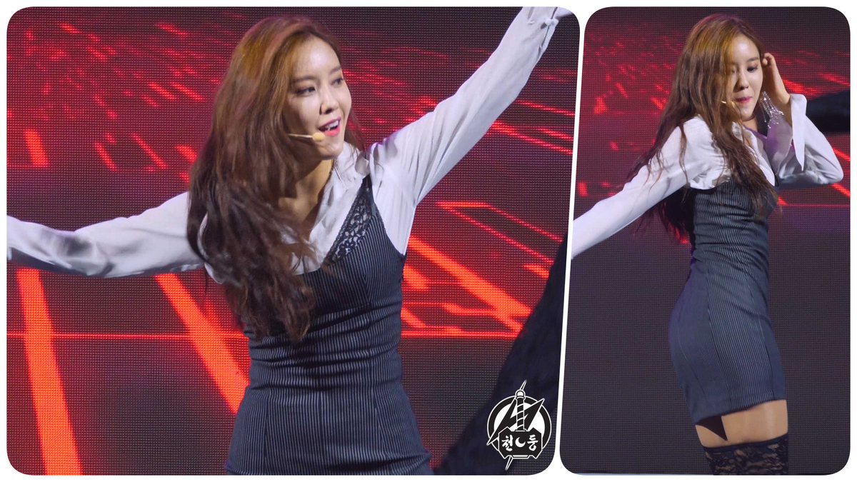 thorjini's tweet image. 190921 #효민 직캠[세로] &apos;#으음으음&apos; #UUmUUm #HYOMIN Fancam #대한민국청년의날 #여의도공원 By #천둥

youtu.be/6c-Op4IAV1M