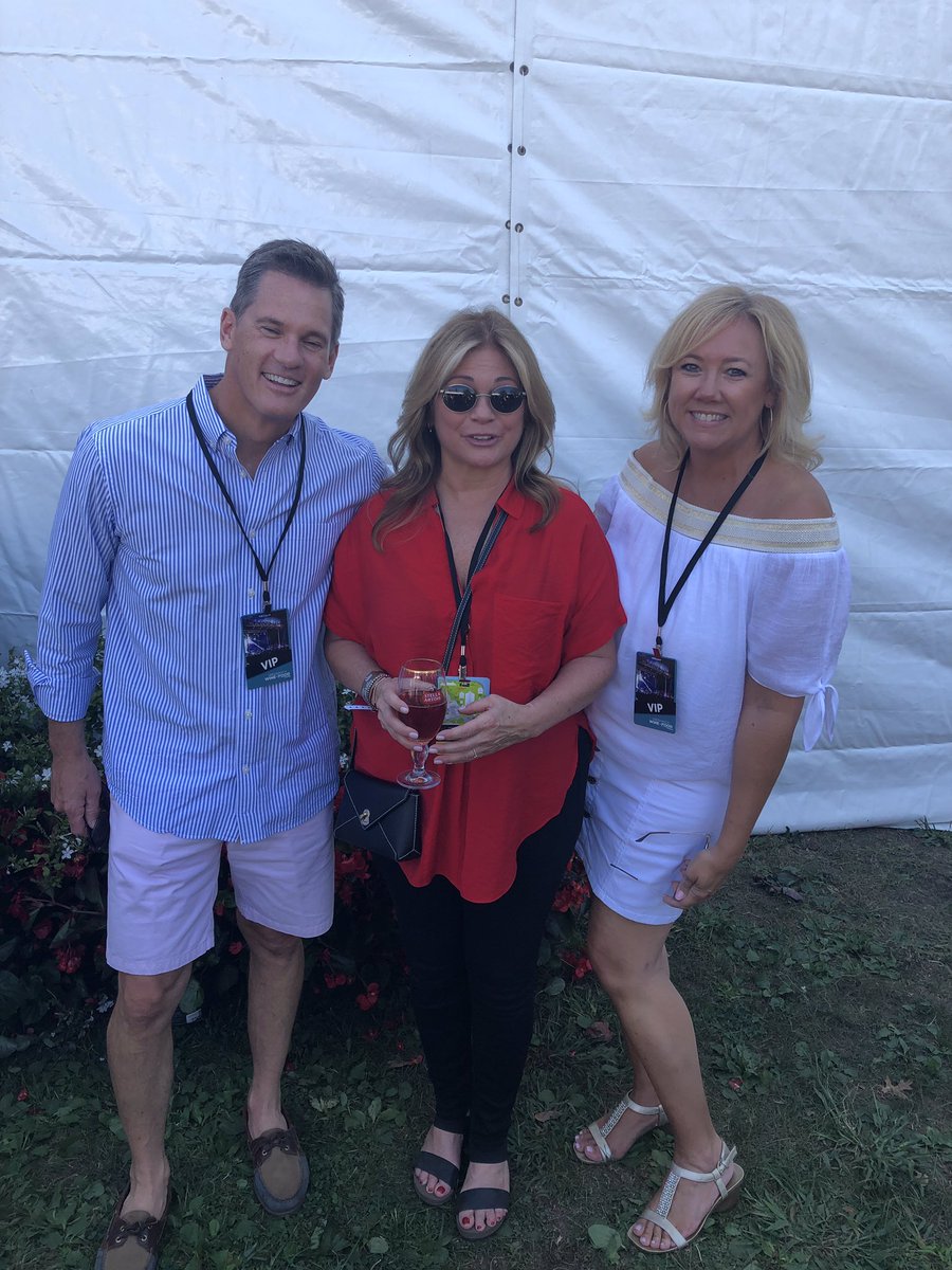 TedKoppyNBC's tweet photo. What a great day to celebrate the best in CT food &amp; drink, and kudos all those here working to raise money for Food Rescue US! 
#GWFF #NBCCT https://t.co/OJubXtv1US
