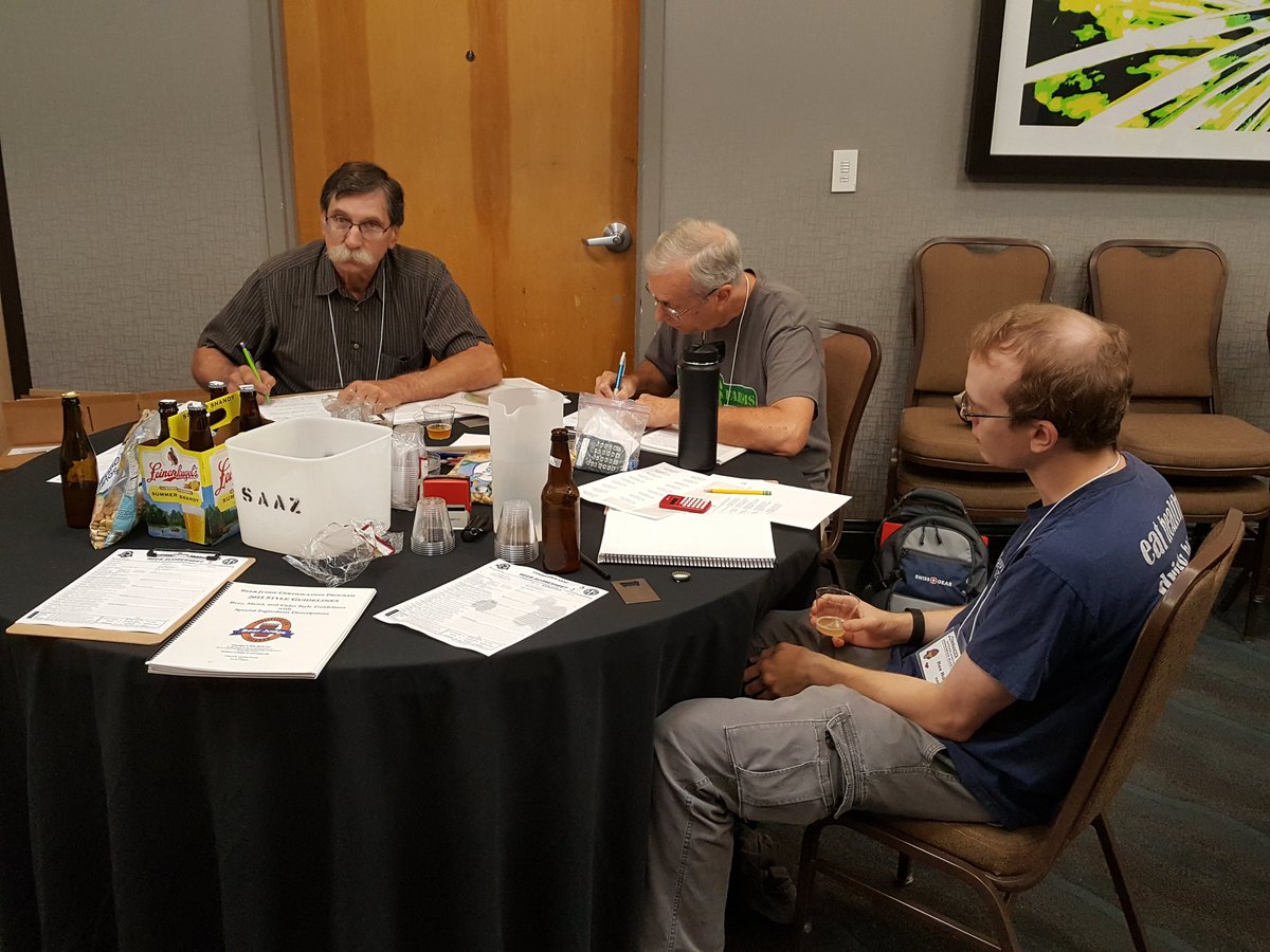 SAAZ_HomeBrew's tweet photo. West coast friends helping with the judging. Thanks, Dan Jeff and Rex! #CSAAZ2019 #BJCP #homebrew https://t.co/Gd4XKYj4Ne