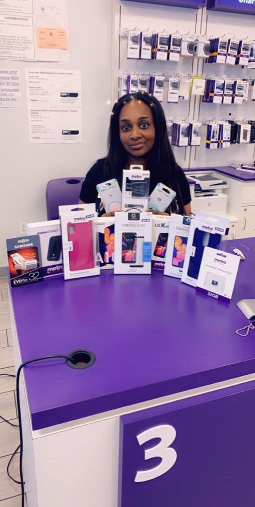 GKoumbiadis's tweet photo. Now that’s how you do it! What a complete sale! Awesome job Shaquanna! @TamekaDaste #nycor #purplelife! https://t.co/h9HNPpW0P0
