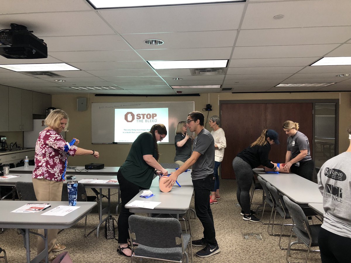 KDDaytonAC's tweet photo. We had a excellent morning learning what to do in case of a major a bleed! #stopthebleed everyone should take this free course! Great hands on experience! https://t.co/XKxyFYd0Xg
