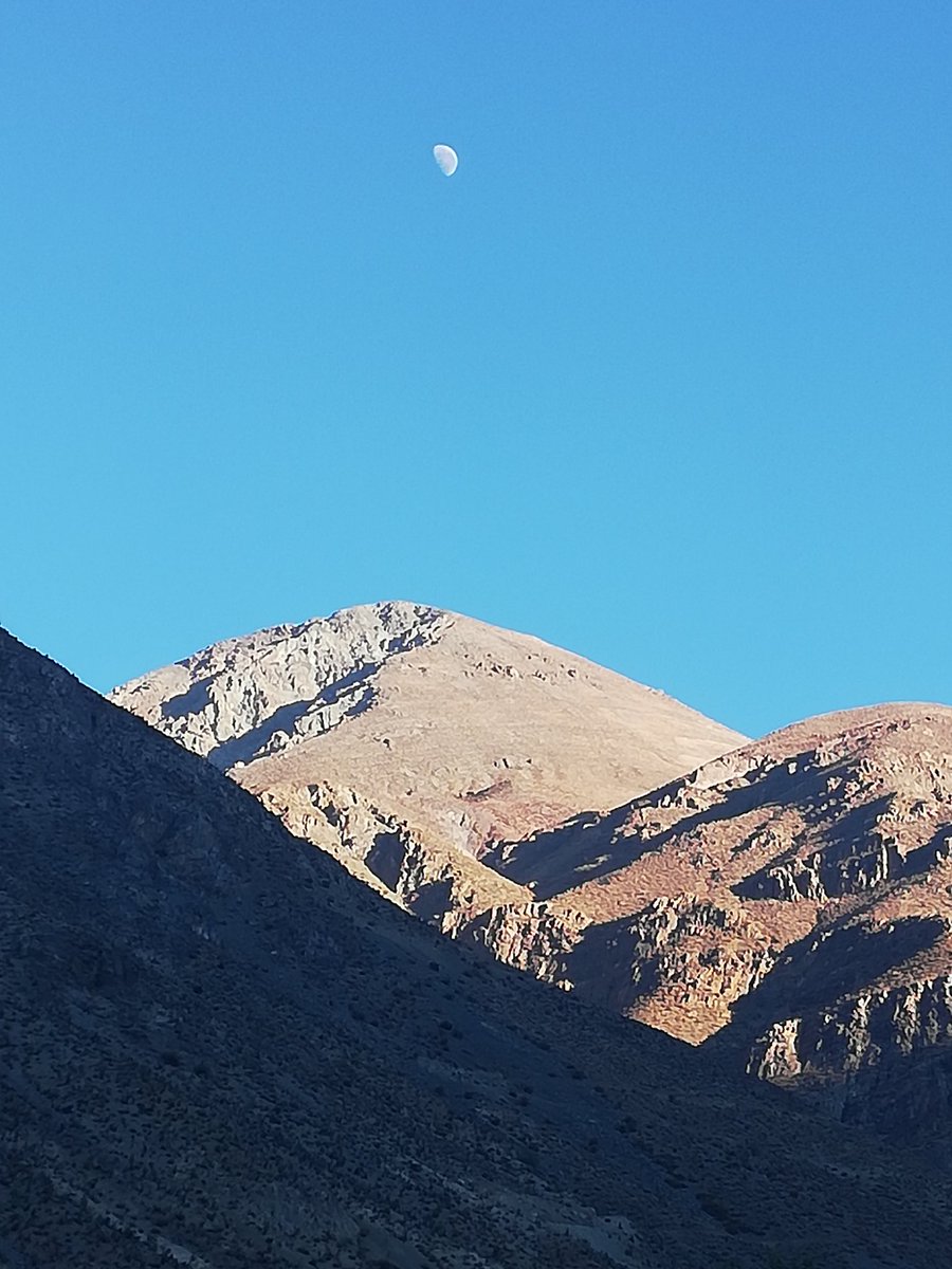 robgom7329's tweet photo. Amanecer, Rivadavia / Valle Del Elqui.. https://t.co/32erVOZIG7