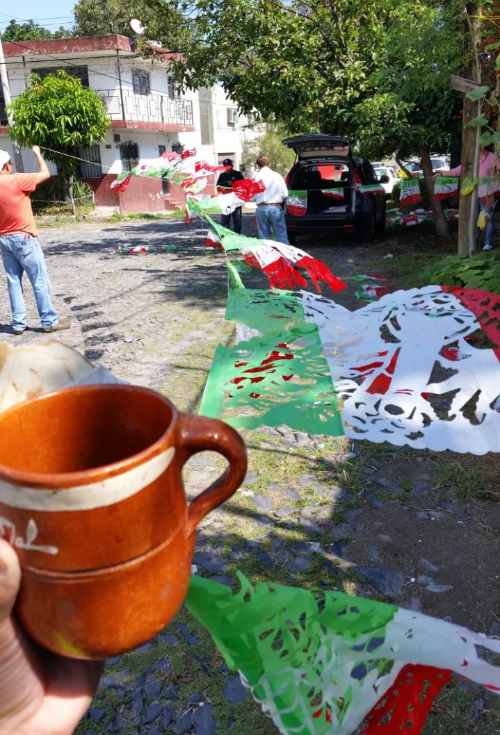 SeattleColonia's tweet photo. Ya casi estamos listos para la Noche Mexicana de las y los vecinos de la Col. Seattle. 🥳 

Con éstos eventos fomentamos la convivencia vecinal y regeneramos los lazos del tejido social en nuestra Colonia.

¡Los y las esperamos! https://t.co/lRRUj1MaqN