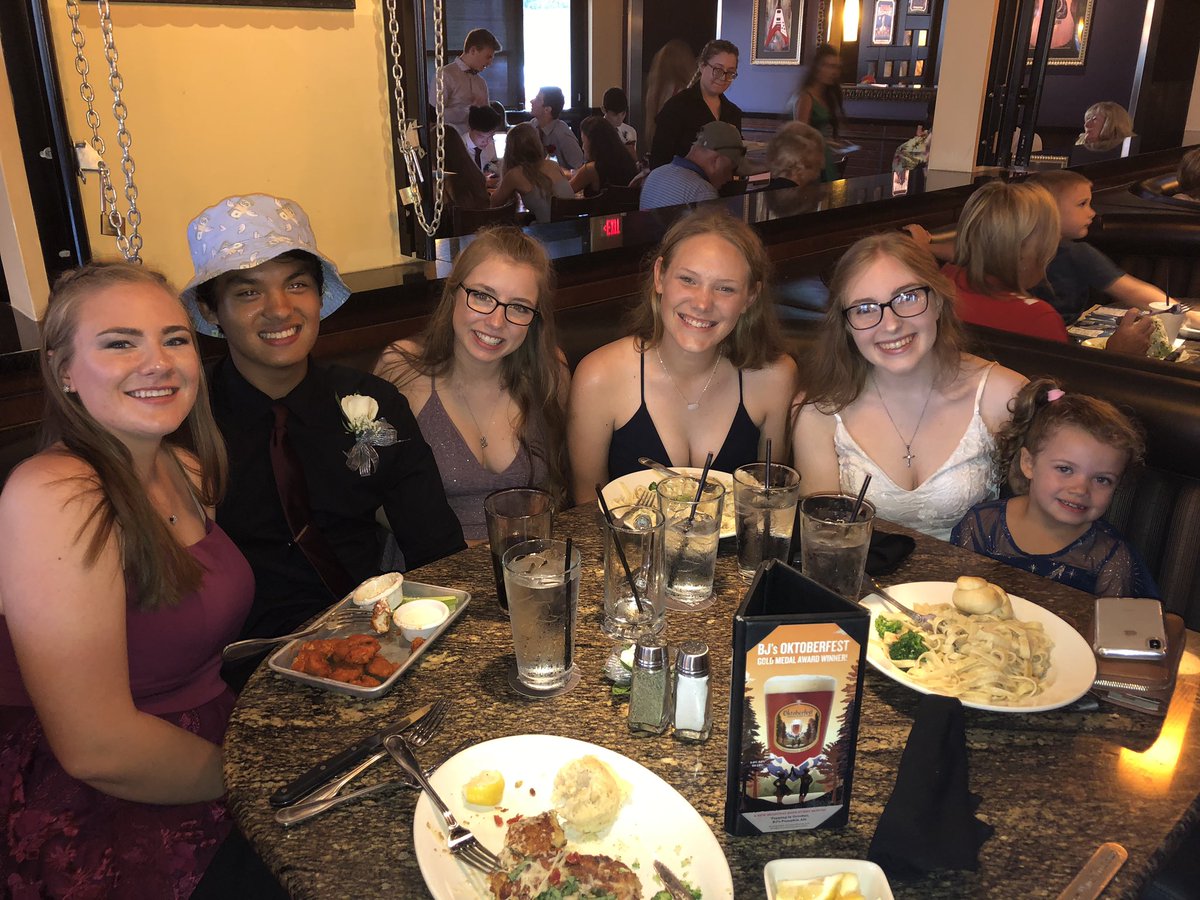MrsMiracleDSHS's tweet photo. Lily loved seeing so many students looking so fancy! Have fun and be safe tonight!! #hococrashers #lilymmiracle #myotherkids https://t.co/ZS2yI7bQe8