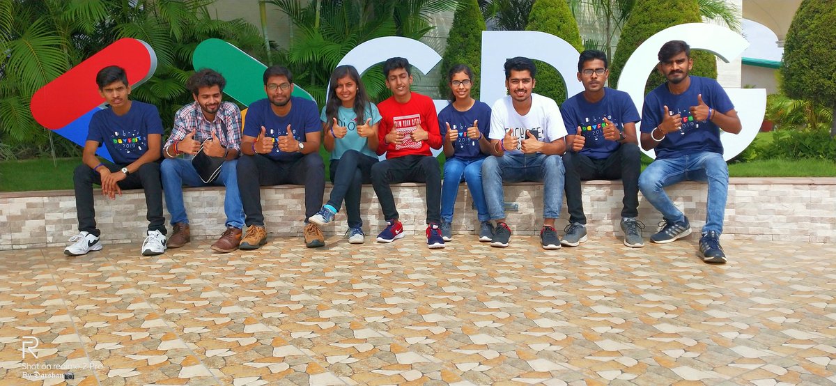 xyresic_darshan's tweet photo. #devfest19indore
@GDG_Indore @gdg @gdgcloudindore 
Volunteers 🔥🔥 https://t.co/rxcOiVfqzJ