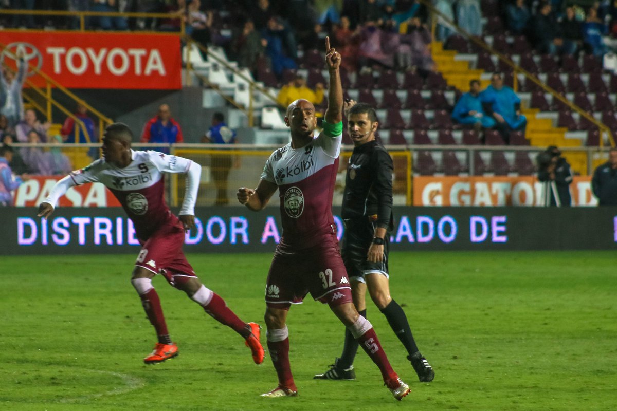 Galería #Saprissa #Santos
facebook.com/pg/imagenessmc…
