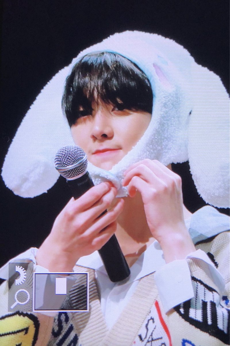 melodic_canto's tweet photo. 190922 팬사인회 프리뷰
 #아스트로 #ASTRO #윤산하 #산하 @offclASTRO 
🐰 https://t.co/uzEm2xEhA0