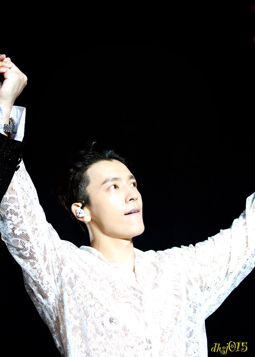 dhsj015's tweet photo. 190921　K-FLOW2 CONCERT in TAIWAN 😍😍
#슈퍼주니어 #SUPERJUNIOR #이동해 #DONGHAE #동해 @donghae861015 https://t.co/WklHrzNtHl