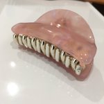 妻の髪留めを見つけた結果？総金歯の入れ歯にしか見えない!