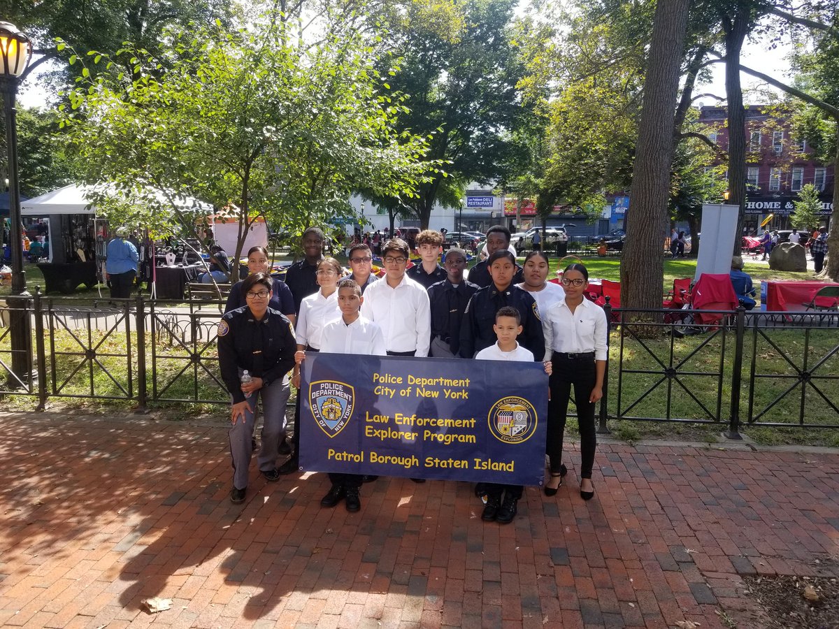 120Explorers's tweet image. Explorers marching in Staten island black heritage parade.