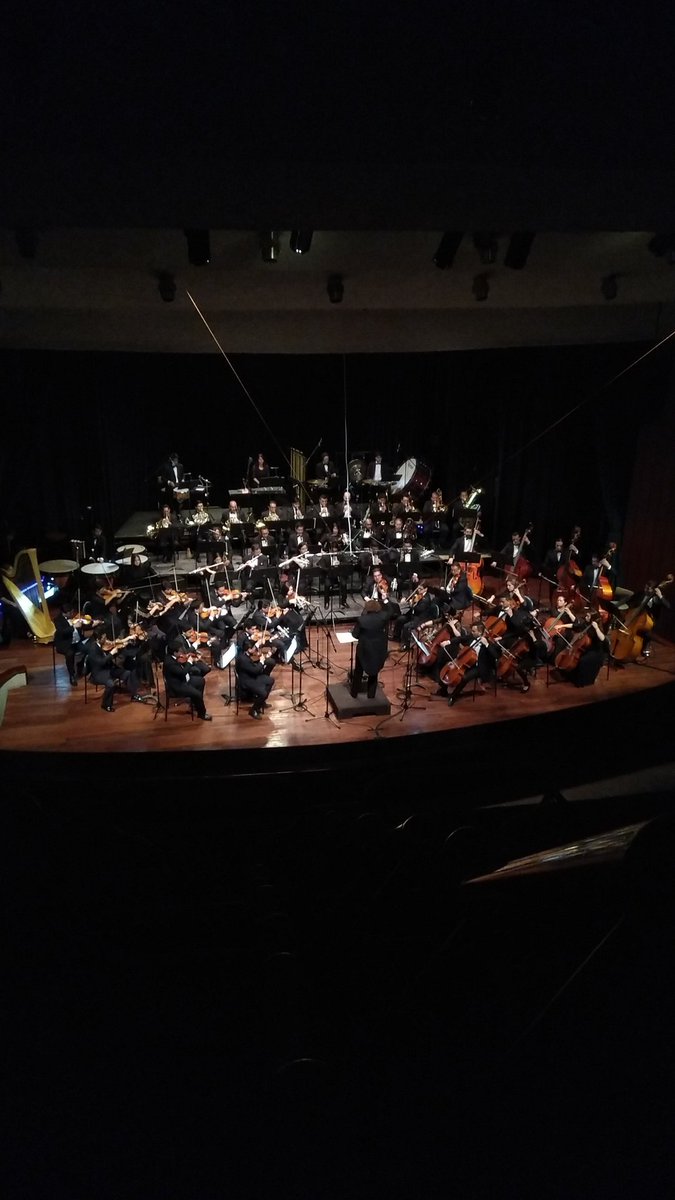 SinfonicaCuenca's tweet photo. #LuisHumbertoSalgado y sus #NueveSinfonías ha sido el protagonista del #CicloSalgado de la @SinfonicaCuenca #PasiónporlaMúsica #AmamosloqueHacemos #AllYouNeedisEcuador #MichaelMeissner https://t.co/UUdH1Pa36P