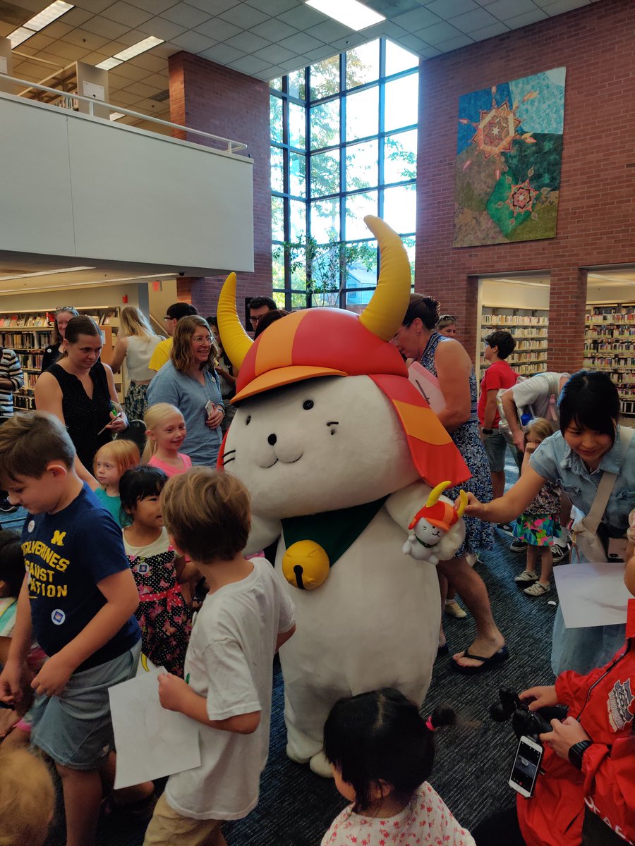 meeting hikonyan was better than i could've dreamed.