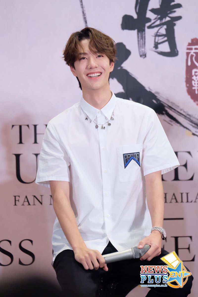 อยากเปงเมียพี่มาร์ค tweet media