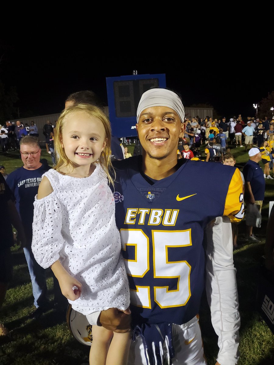 coachluster2's tweet photo. Nothing's better than being a Dad... https://t.co/3A08AvghDo