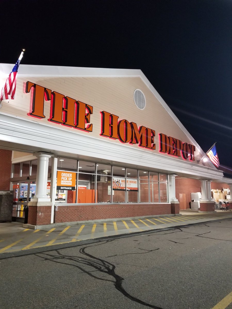 Tonight is a bitter sweet night saying goodbye to my home away from home for the past 3 years. Thankyou to the associates who helped me adapt &amp; grow in my role as ASM &amp; supported during a very important time in my life, for that 2680 will always have a special place in my heart.