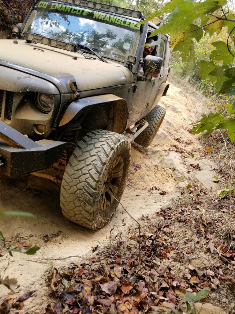 CullCoWranglers's tweet photo. @Olga_97TJ @ReturnCheck @THEJeepMafia Rear wave back at you from earlier today! https://t.co/BHyK5ZFy5K
