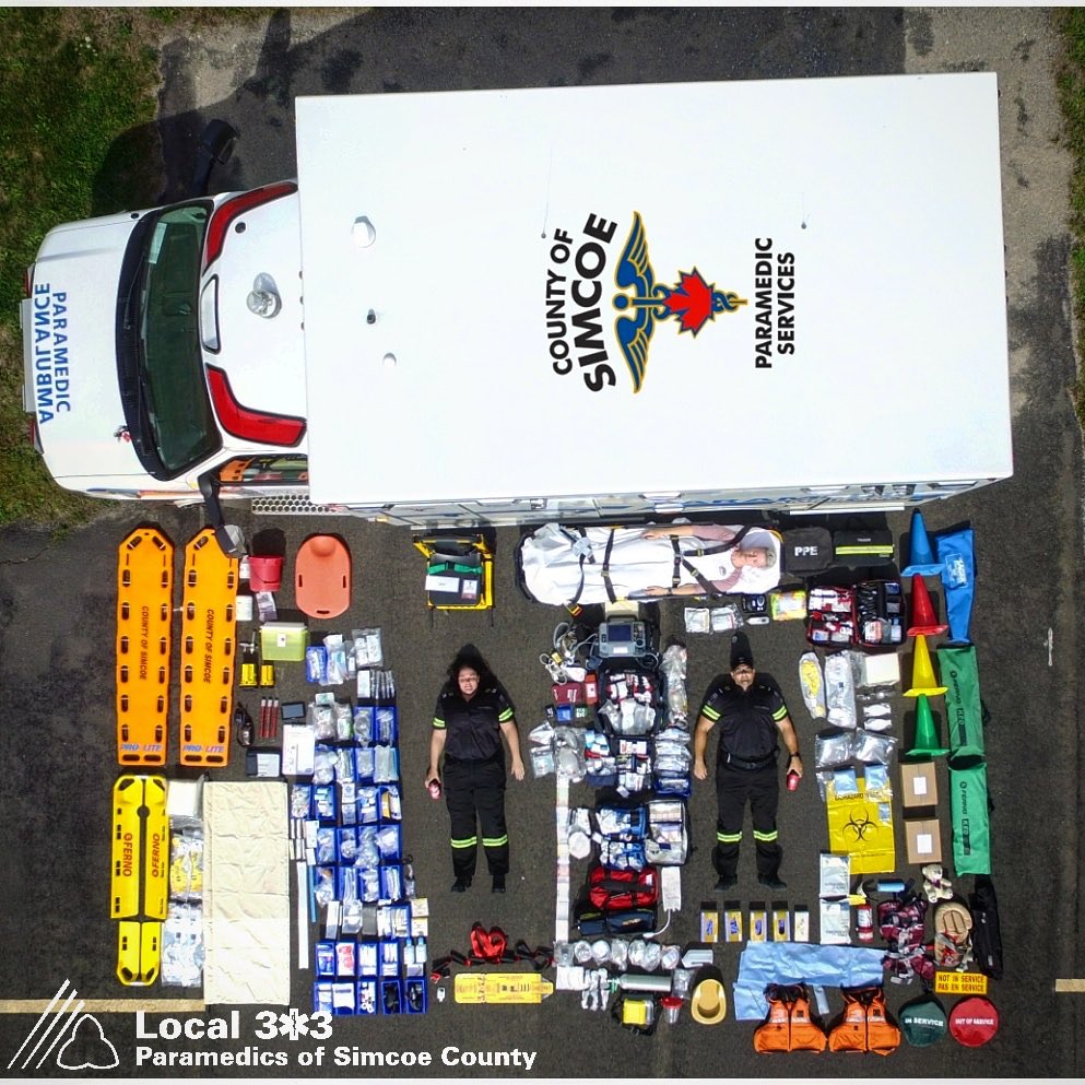 If you've ever been a patient in the back of the ambulance odds are you've never had the chance to look around at exactly what an ER on wheels looks like. Its hard to believe just how much equipment,medications &amp; bags in a standard Simcoe Ambulance
#tetrischallenge #allthegear